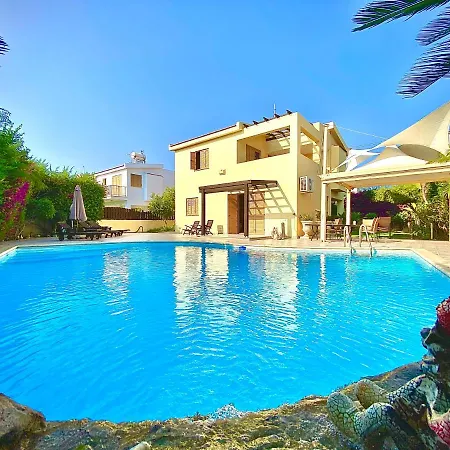 Villa Victoria *