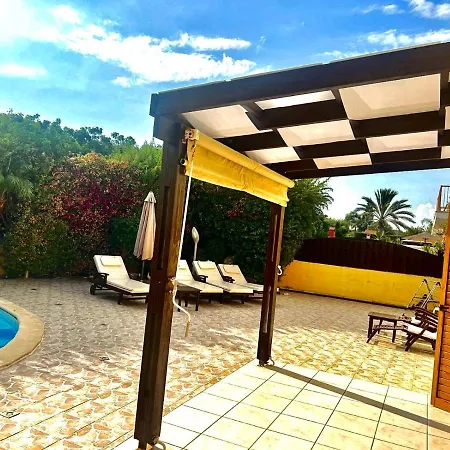 Villa Victoria